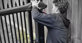 Gate servicing